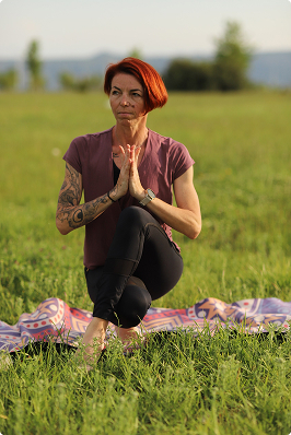 Тренер по пилатесу и йоге: гибкость